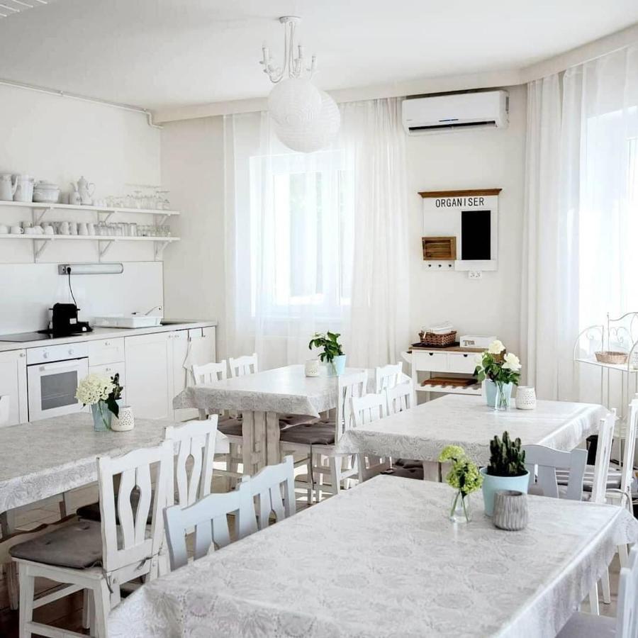 Magnolia Hotel Nagykanizsa Bagian luar foto