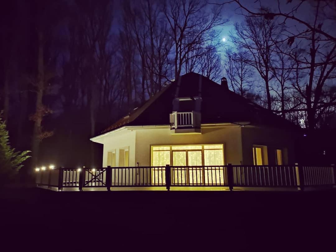 Magnolia Hotel Nagykanizsa Bagian luar foto